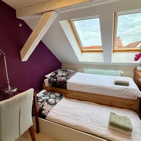 - Hlavná Ulica, Centrum, Netflix, Parking * Košice