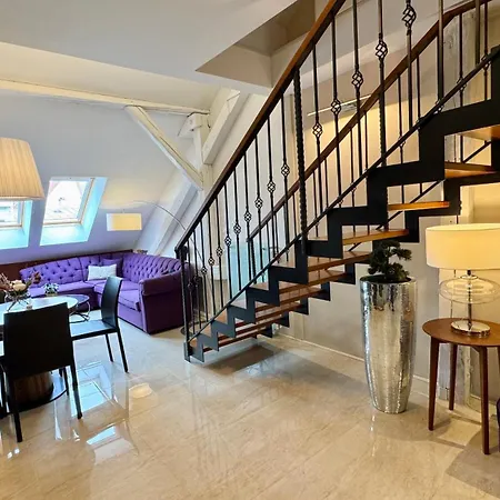 - Hlavna Ulica, Centrum, Netflix, Parking Košice