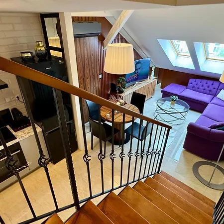 - Hlavna Ulica, Centrum, Netflix, Parking Appartement *