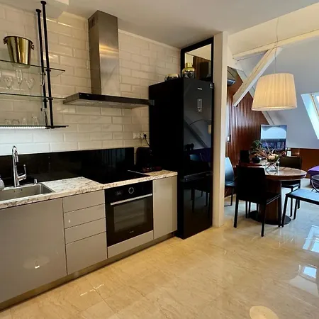 Apartamento - Hlavná Ulica, Centrum, Netflix, Parking *