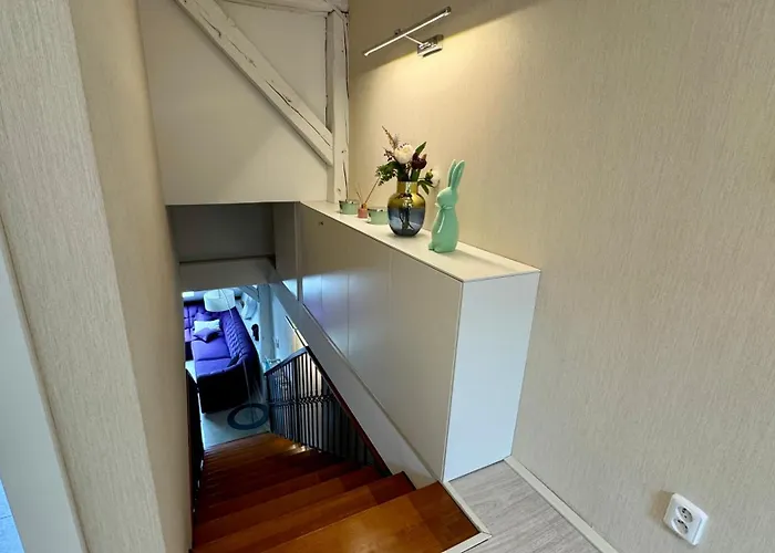 - Hlavna Ulica, Centrum, Netflix, Parking Apartment